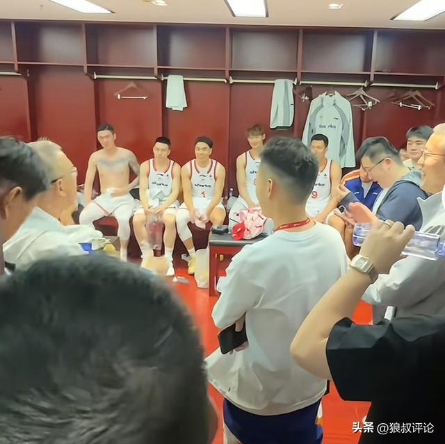 开云娱乐-财大气粗！上海高层：代表俱乐部再次郑重承诺 夺冠奖金一分不少
