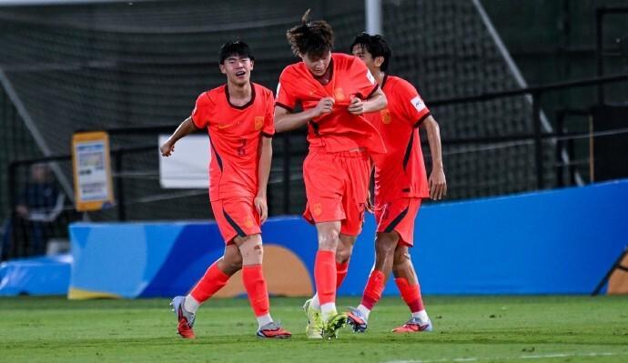 开云娱乐-U17亚洲杯8强已定6席!1/4决赛对阵:国足将战沙特,16日1点打响